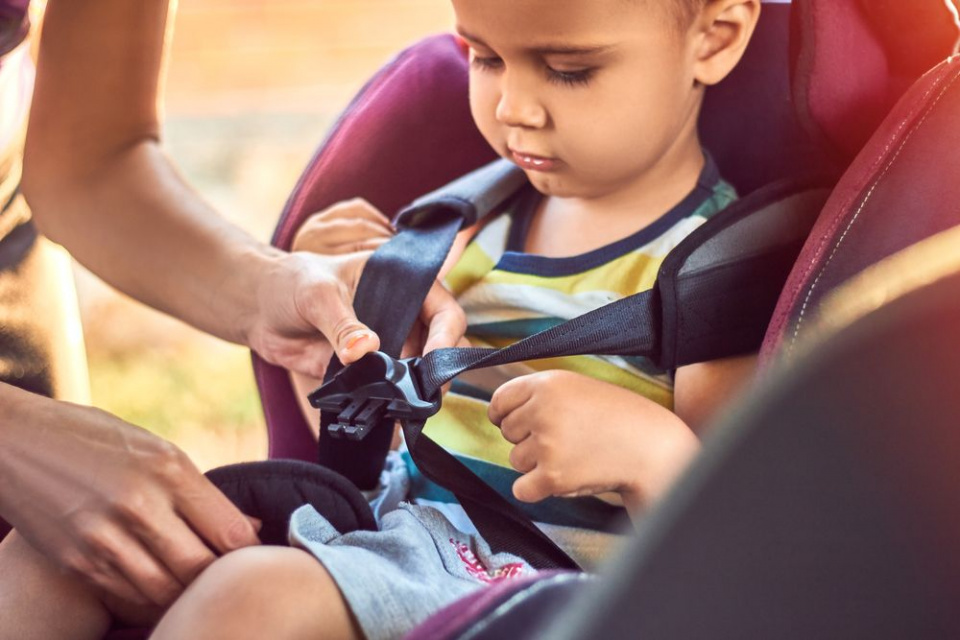 Louer une voiture en Martinique et Guadeloupe avec siège bébé